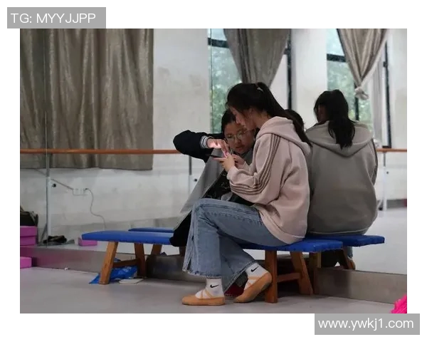 滑板人生的轨迹与梦想陈娜的成长与坚持之路 滑板人生的轨迹与梦想陈娜的成长与坚持之路